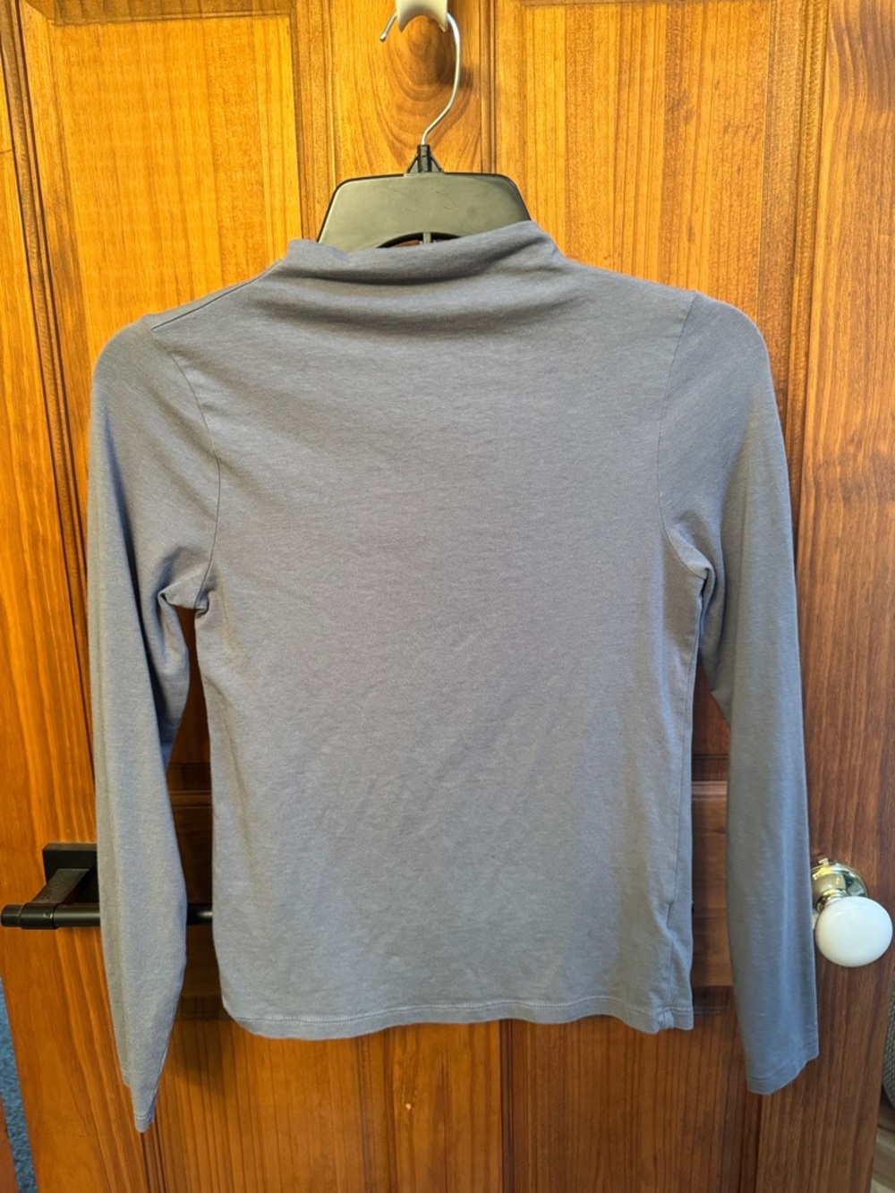Old Navy Gray Long-Sleeve Mock Neck Top